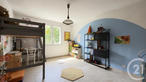Maison à vendre  10 pièces - 270,48 m 2   LA ROCHE DES ARNAUDS  - 05