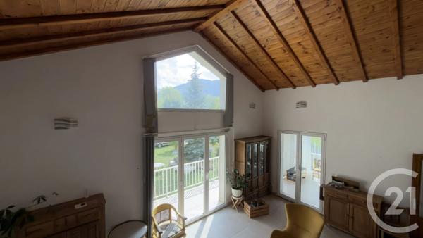 Maison à vendre  10 pièces - 270,48 m 2   LA ROCHE DES ARNAUDS  - 05