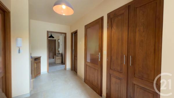 Maison à vendre  10 pièces - 270,48 m 2   LA ROCHE DES ARNAUDS  - 05