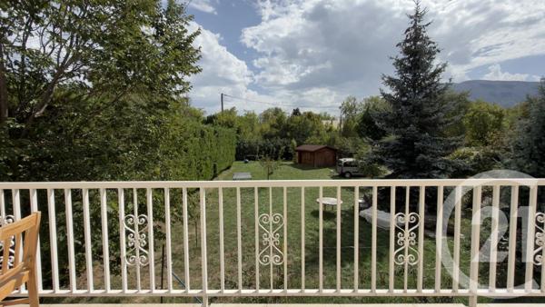 Maison à vendre  10 pièces - 270,48 m 2   LA ROCHE DES ARNAUDS  - 05