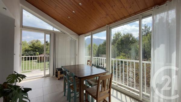 Maison à vendre  10 pièces - 270,48 m 2   LA ROCHE DES ARNAUDS  - 05