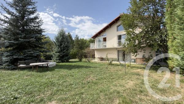 Maison à vendre  10 pièces - 270,48 m 2   LA ROCHE DES ARNAUDS  - 05