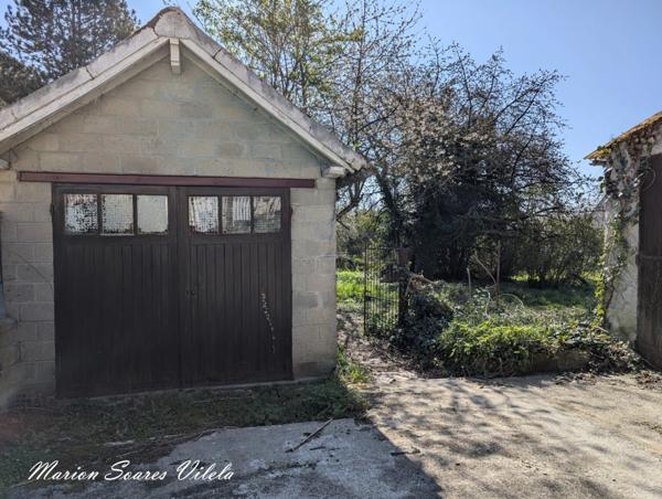 CHAUMES-EN-BRIE.Maison familiale de caractère sur plus de 800 m² de terrain.