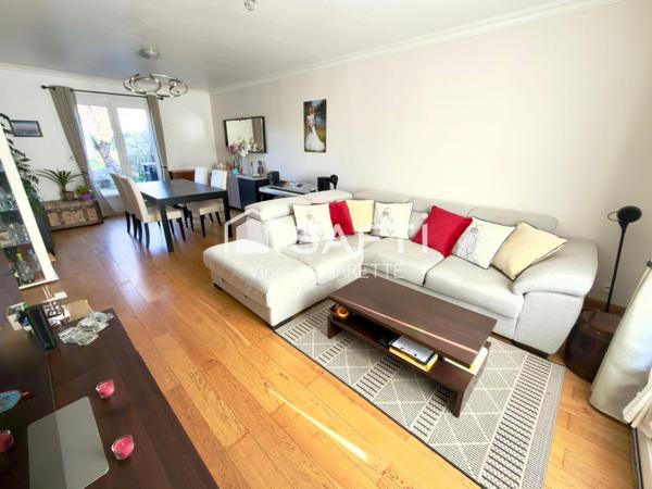 Maison 3 chambres + garage + recharge voiture électrique – proche gare