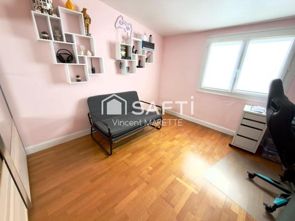 Maison 3 chambres + garage + recharge voiture électrique – proche gare