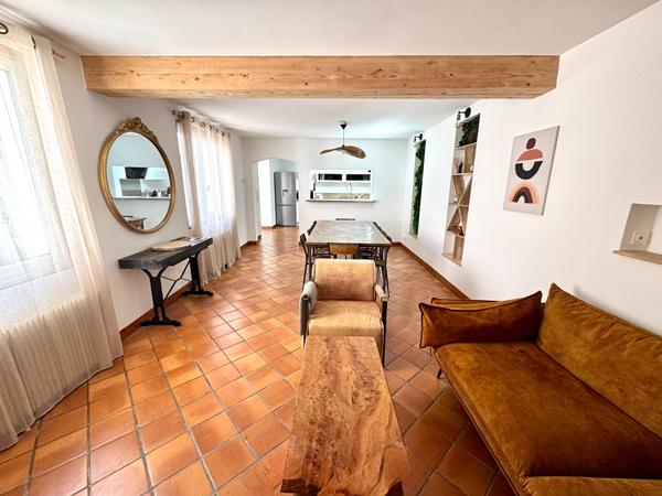 Propriété Rochelaise - 6 pièces - La Rochelle Centre Ville / Porte Royale 936 000 € **  - Référence  JH585ED7