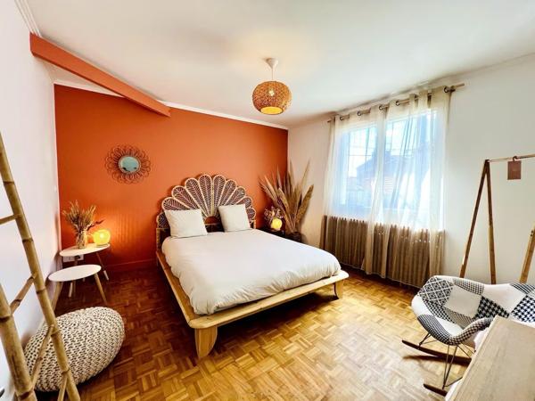 Propriété Rochelaise - 6 pièces - La Rochelle Centre Ville / Porte Royale 936 000 € **  - Référence  JH585ED7
