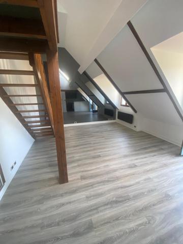 Étampes (91150) Nouveauté centre ville etampes F2 duplex avec parking