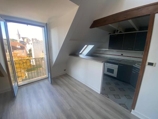 Étampes (91150) Nouveauté centre ville etampes F2 duplex avec parking