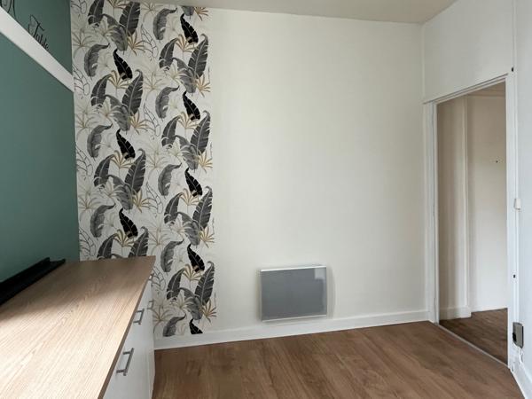 Nantes (44300) NANTES ROND POINT DE PARIS Appartement T2 dans un bel immeuble ancien, 50 m2