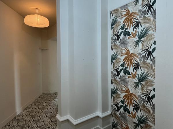 Nantes (44300) NANTES ROND POINT DE PARIS Appartement T2 dans un bel immeuble ancien, 50 m2