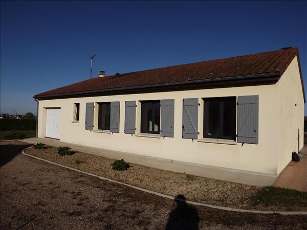 Maison à louer |  ST SULPICE LES FEUILLES |  4 pièces | 83 m²