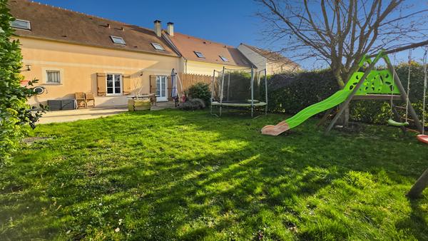 COUP DE COEUR ASSURÉ MAISON FAMILIALE AUX PRESTATIONS SOIGNÉES