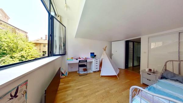 Appartement 5 pièces - 119 m²