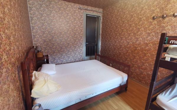 Maison à vendre    5 pièces •  Laruns