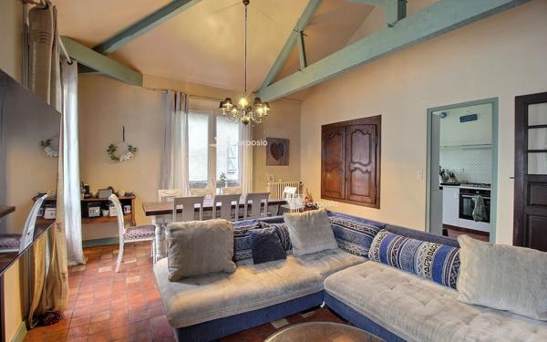 Appartement à vendre    4 pièces • 130,30 m2 Morlaàs