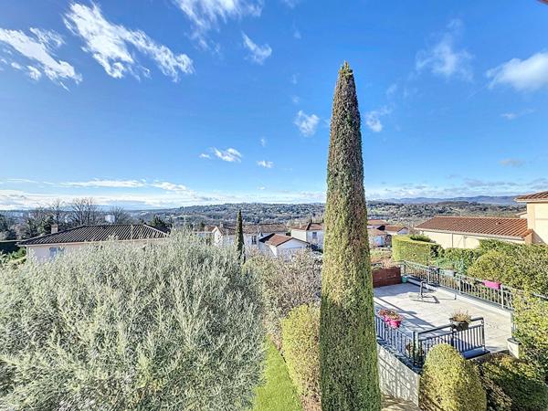 Déjà Loué par immoConnect ! Magnifique maison de 156,42 m2 avec piscine - Sainte foy les lyon