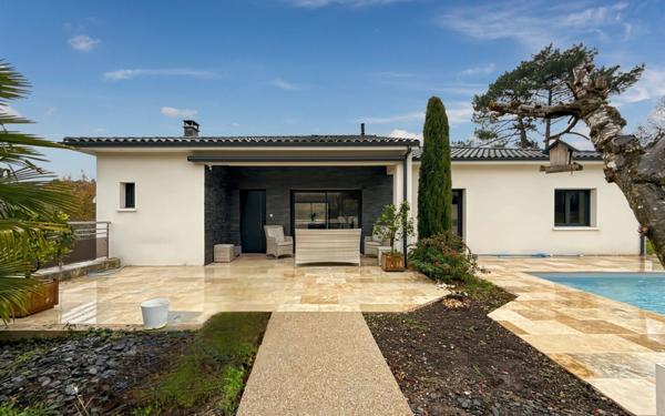 Maison à vendre    4 pièces • 130 m2 Château-l'Évêque