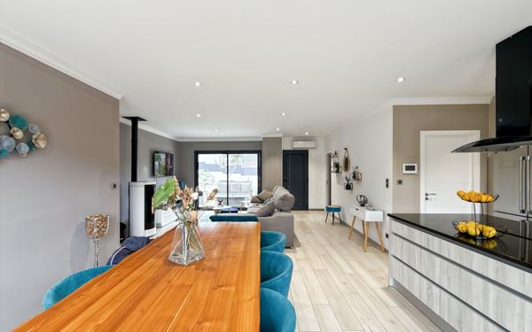 Maison à vendre    4 pièces • 130 m2 Château-l'Évêque