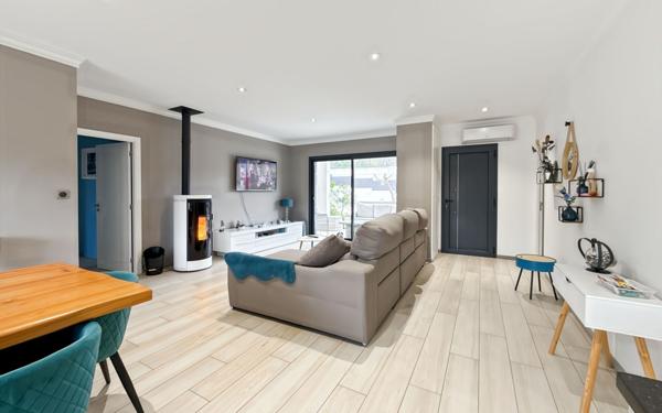 Maison à vendre    4 pièces • 130 m2 Château-l'Évêque