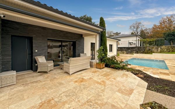 Maison à vendre    4 pièces • 130 m2 Château-l'Évêque