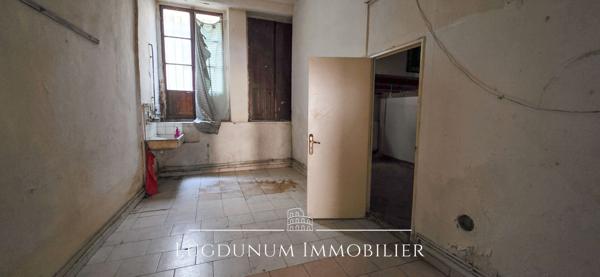 Local commercial 85 m2 Lyon