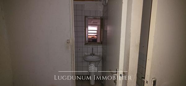 Local commercial 85 m2 Lyon