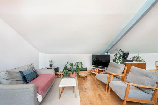 Loft confidentiel dans une ancienne usine