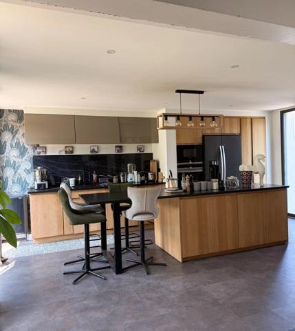 Vente Maison 7 pièces 160 m2 à Fiquefleur-Équainville