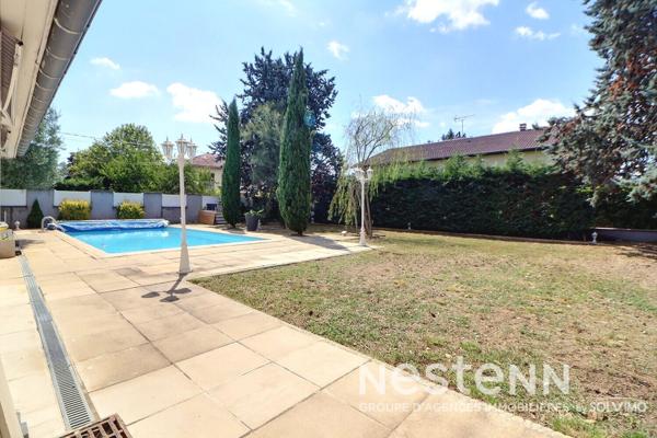 Maison Manissieux, 238m2, 8 pièces, 5 chambres, piscine, studio indépendant