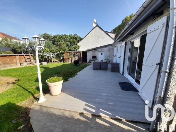 Maison traditionnelle 8 pièces de 131 m² à Grigny (91350)