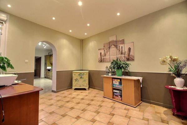 Maison Charleval 8 pièce(s) 191 m2