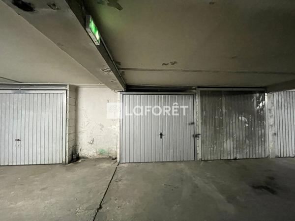 Achat parking / box Paris 20 - 9 m² - 13 500 €