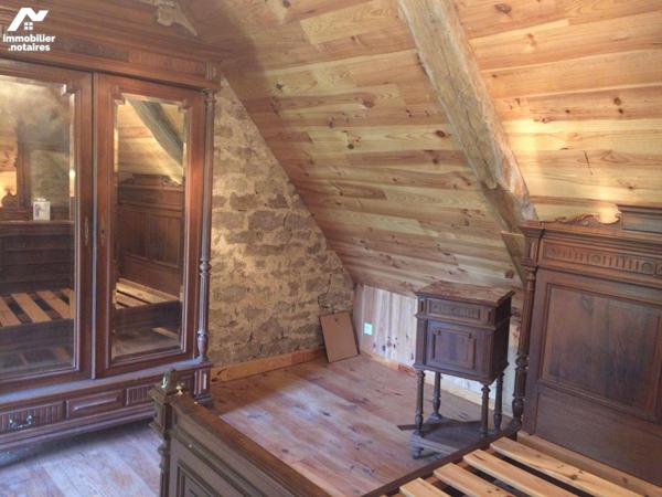 A VENDRE - Commune de BEAUREGARD (Lot- - 46260) - Un petit enclos partiellement rénové comprena...