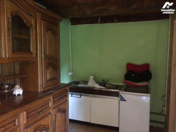 A VENDRE - Commune de BEAUREGARD (Lot- - 46260) - Un petit enclos partiellement rénové comprena...