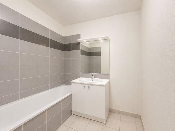 Appartement 2 pièces 55.82 m2