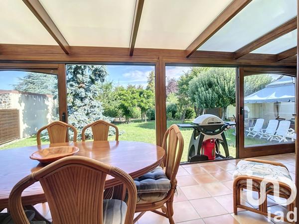 Maison à vendre 6 pièces 157 m² Chevry-Cossigny