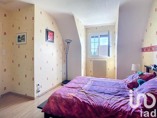 Maison à vendre 6 pièces 157 m² Chevry-Cossigny