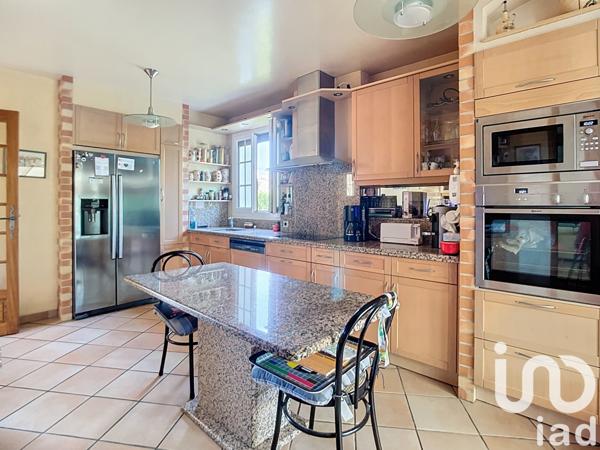 Maison à vendre 6 pièces 157 m² Chevry-Cossigny