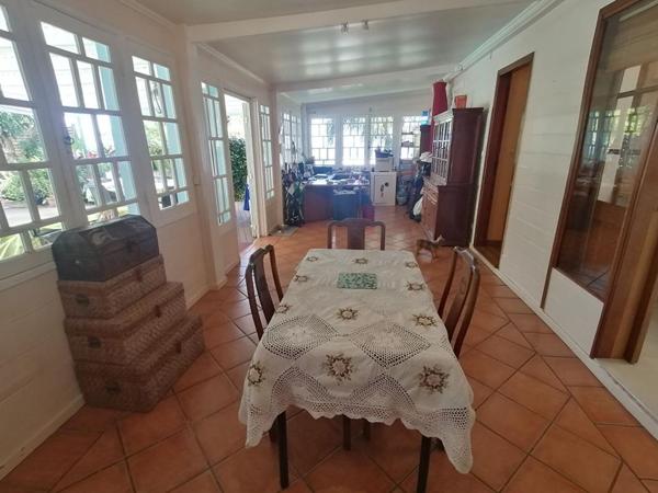 Très belle villa créole Saint-Denis La Réunion (La Montagne) 4 pièce(s) 185m²