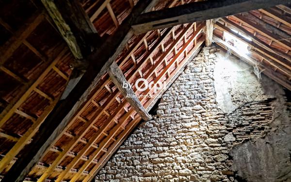 Maison à vendre    6 pièces •  Saint-Chabrais