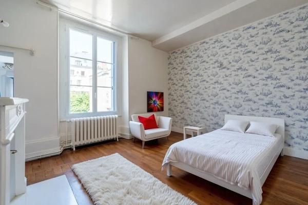 Maison bourgeoise de charme avec jardin