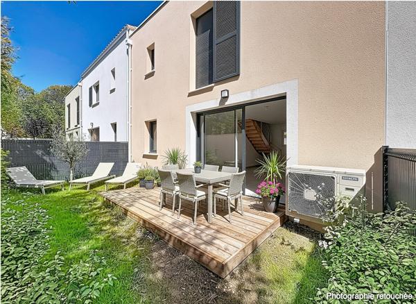 Maison Castelnau Le Lez - 4 pièces 91.35 m2 - Terrasse et Jardin - Garage attenant