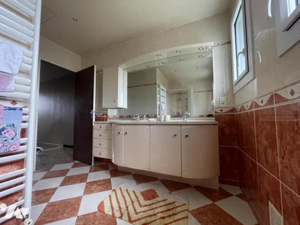 A vendre - Maison au calme avec jardin et garage SAINT SEBASTIEN SUR LOIRE