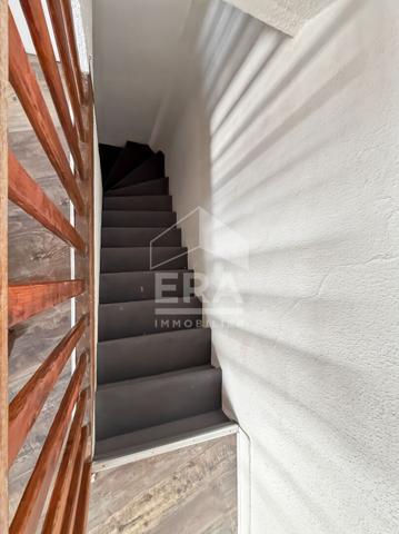 Montreuil  Maison 68.5 m² divisée en 2 appartements, fort potentiel locatif