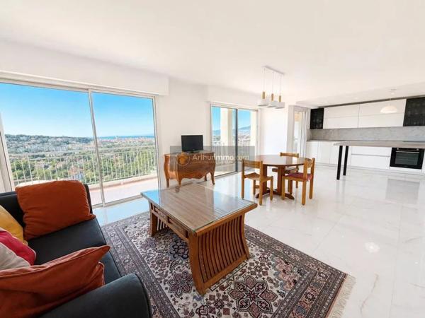 Vente                                                      Appartement
                        
                     4 pièces                      72 m2                     à Saint-Raphaël