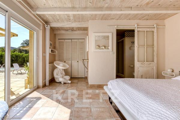 GRÉOUX-LES-BAINS – EXCLUSIVITÉ | ÉLÉGANTE BASTIDE EN PIERRE AVEC PISCINE, AU CALME