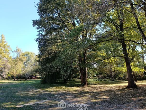 Demeure 315 m² à Vic-Fezensac 32190
