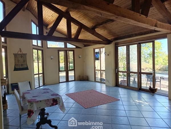 Demeure 315 m² à Vic-Fezensac 32190