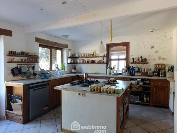 Demeure 315 m² à Vic-Fezensac 32190